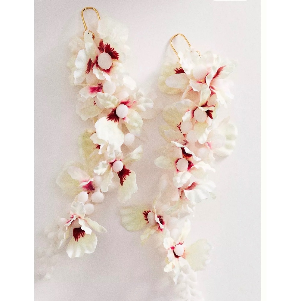 Anthropologie Floral Drop Earrings White Pink Fabric Flower Dangle NWT